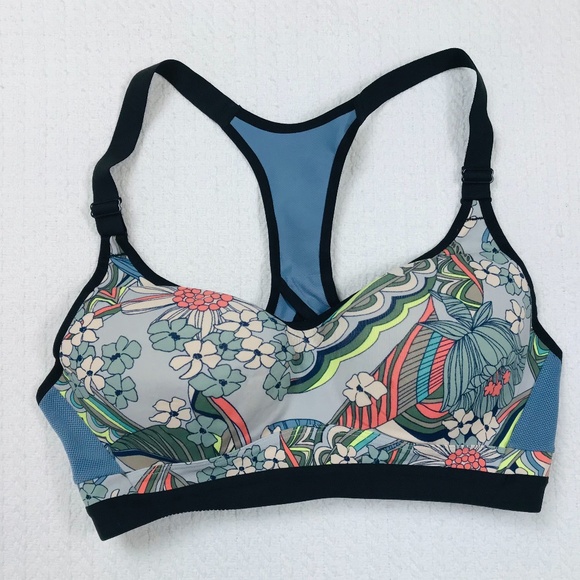 Victoria's Secret Other - VICTORIA SECRET INCREDIBLE SPORTS BRA